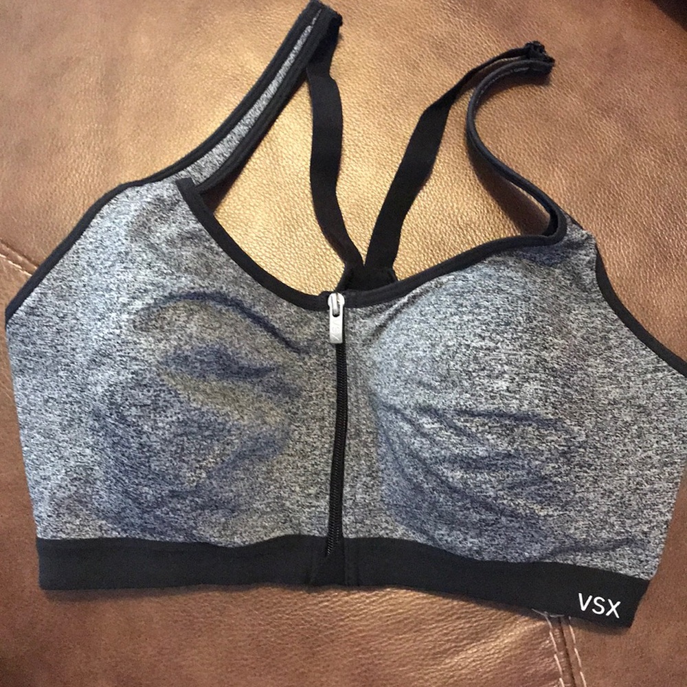 Victoria’s Secret gray underwire sports bra
